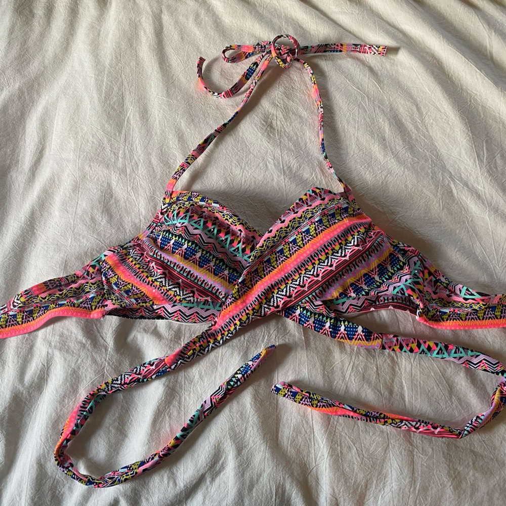 Victoria’s Secret Bikini Top